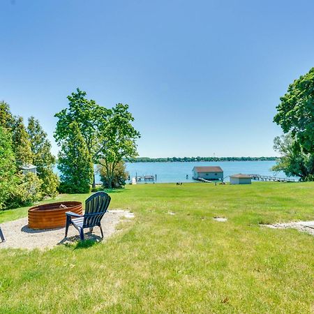 Serene Riverfront St Clair Studio With Fire Pit! Marysville Exterior foto