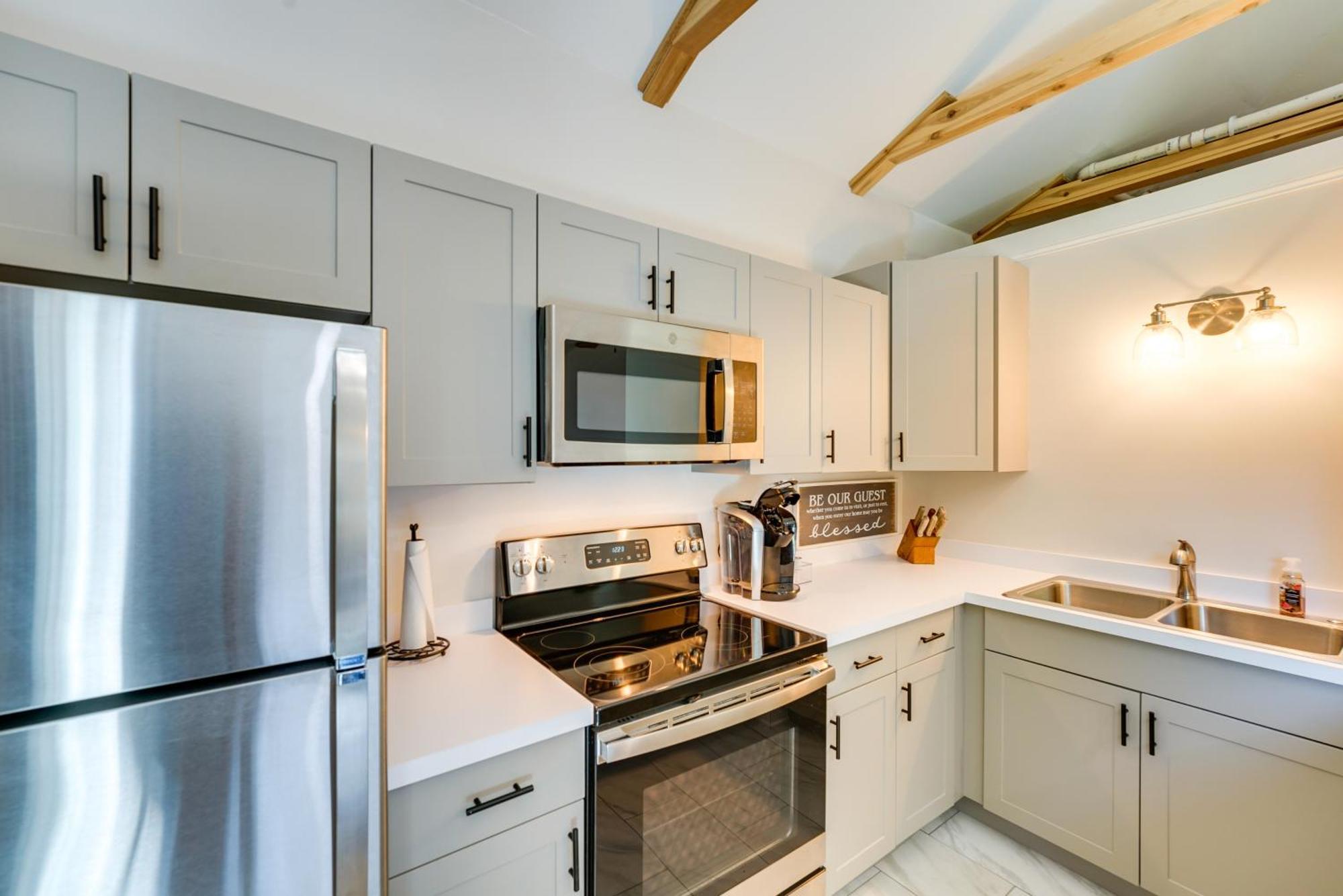 Serene Riverfront St Clair Studio With Fire Pit! Marysville Exterior foto