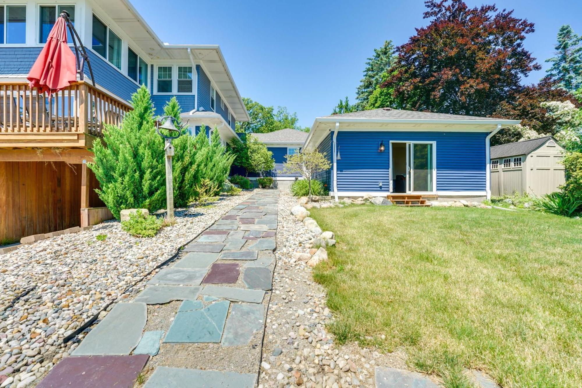 Serene Riverfront St Clair Studio With Fire Pit! Marysville Exterior foto